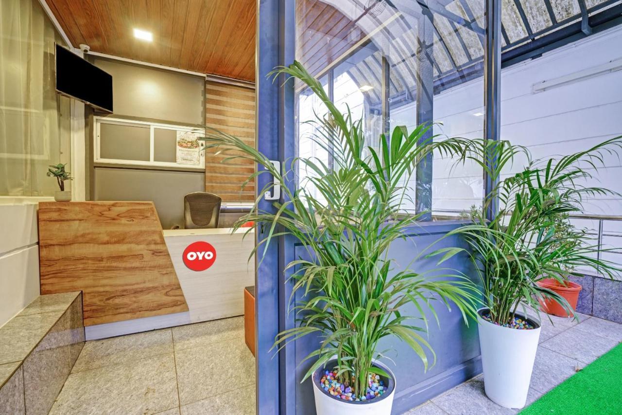 Hotel Oyo Flagship 81260 Star Lights Munnar Exterior foto